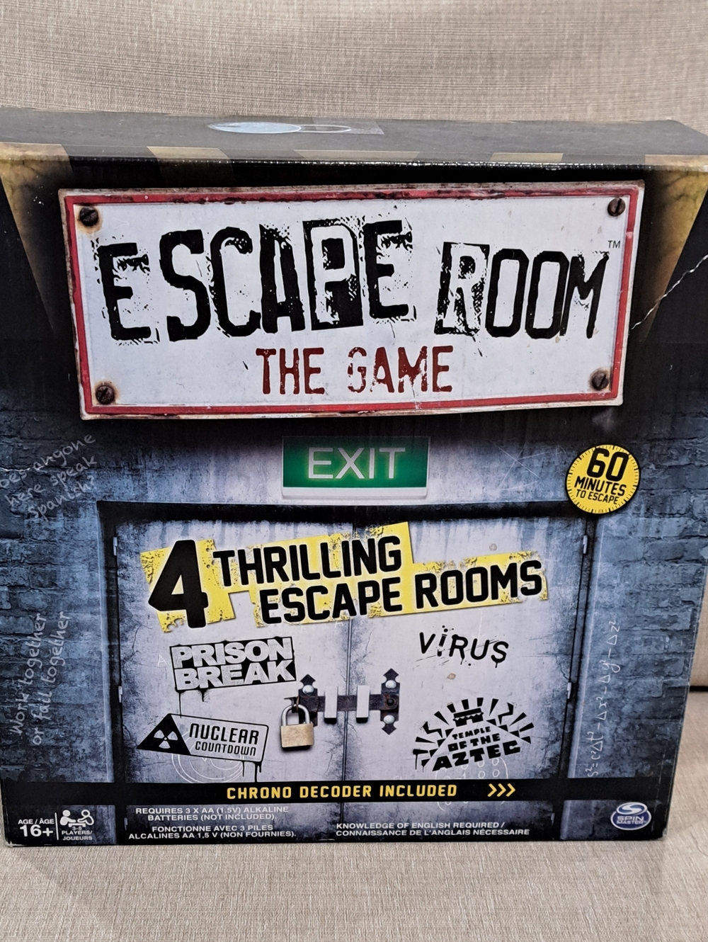 Escape Room The Game 4 Thrilling Escape Rooms with Chrono Decoder- COMPLETE